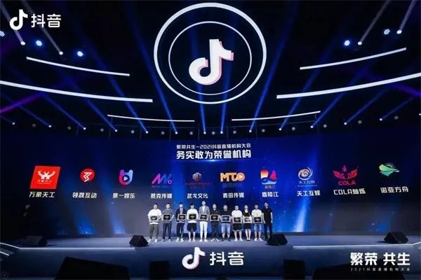 交友群怎么引流？